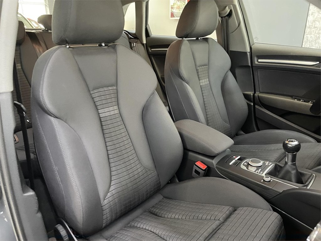 Foto 19 AUDI A3 SPORTBACK SPORT EDITION 2.0 TDI 150cv 2018