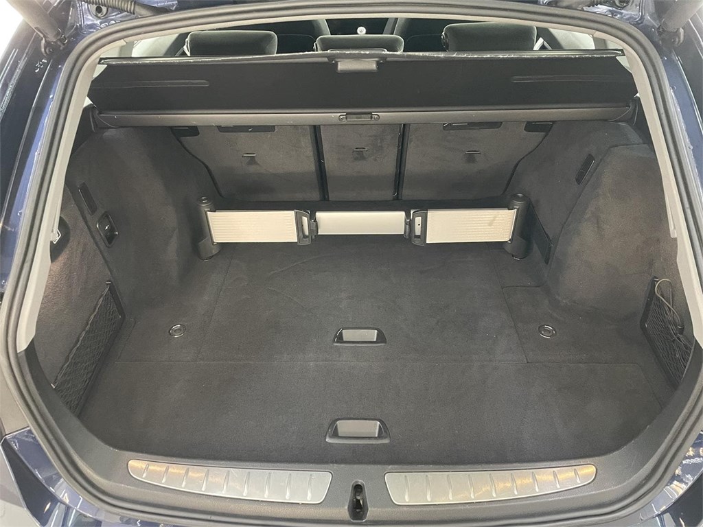 Foto 19 BMW 318d Touring LUXURY LINE -TECHO-LED