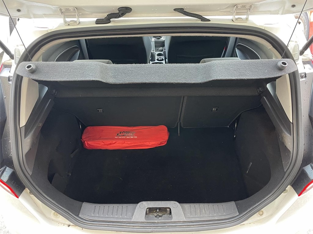 Foto 12 FORD FIESTA 1.5 TDCI TREND 2016 BAJO CONSUMO