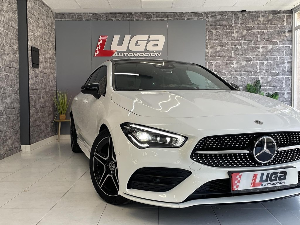 Foto 3 MERCEDES-BENZ CLA 200d AMG