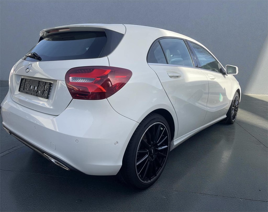 Foto 2 MERCEDES-BENZ CLASE A 200d Año 2018