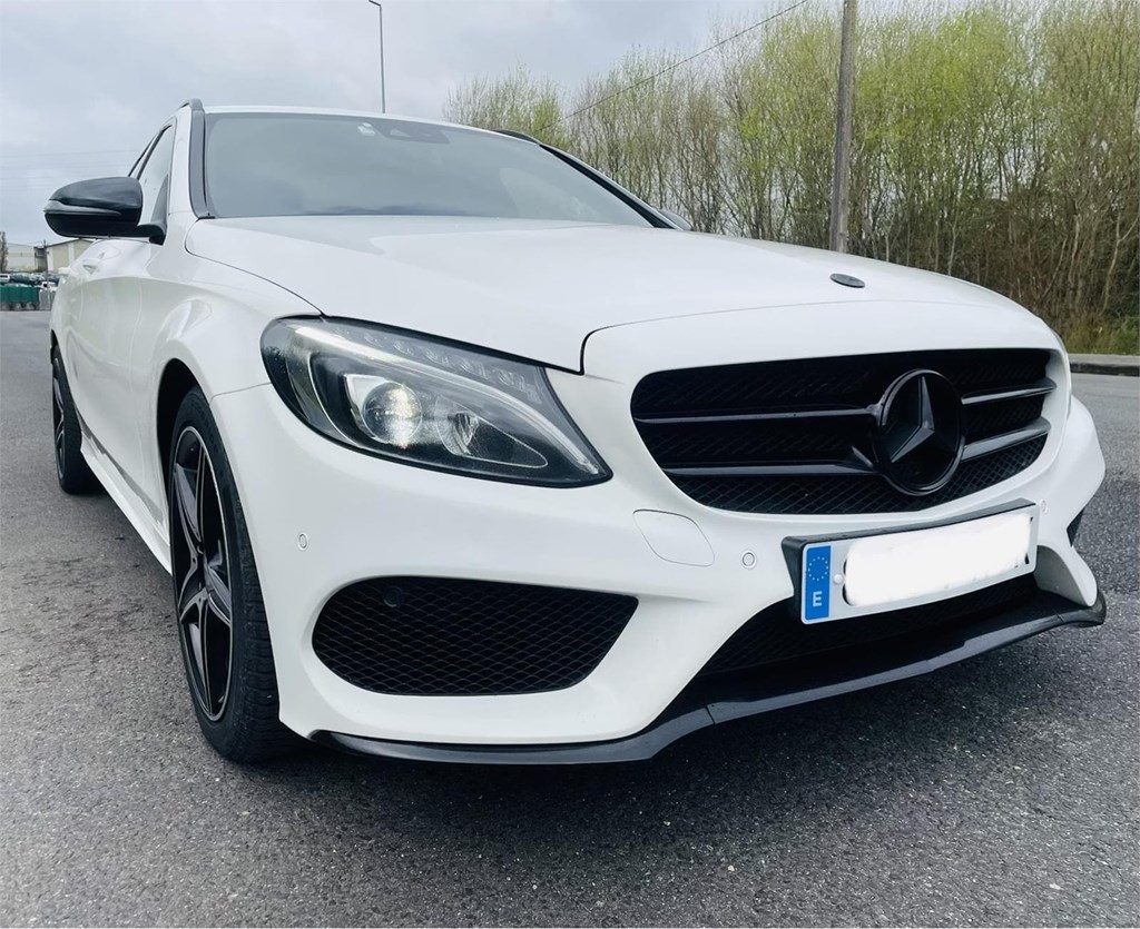 Foto 2 Mercedes C220 AMG MANUAL 2.2 cdi 170cv- FULL LED- NAVI- PAQUETE NIGHT - CUERO AMPLIADO