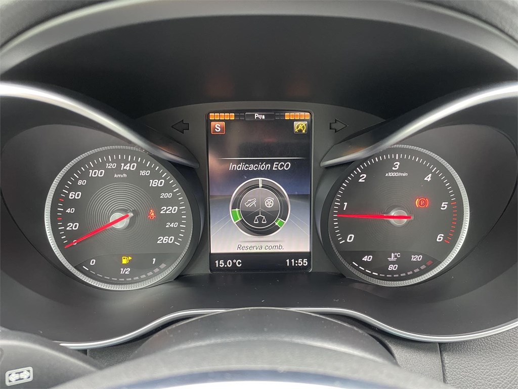 Foto 34 MERCEDES C220 AMG MANUAL 2.2 CDI 170cv- FULL LED- NAVI- PAQUETE NIGHT - CUERO AMPLIADO