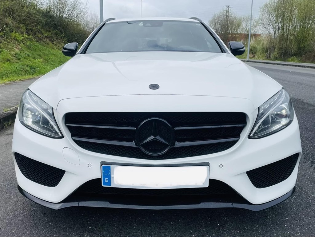 Foto 5 Mercedes C220 AMG MANUAL 2.2 cdi 170cv- FULL LED- NAVI- PAQUETE NIGHT - CUERO AMPLIADO