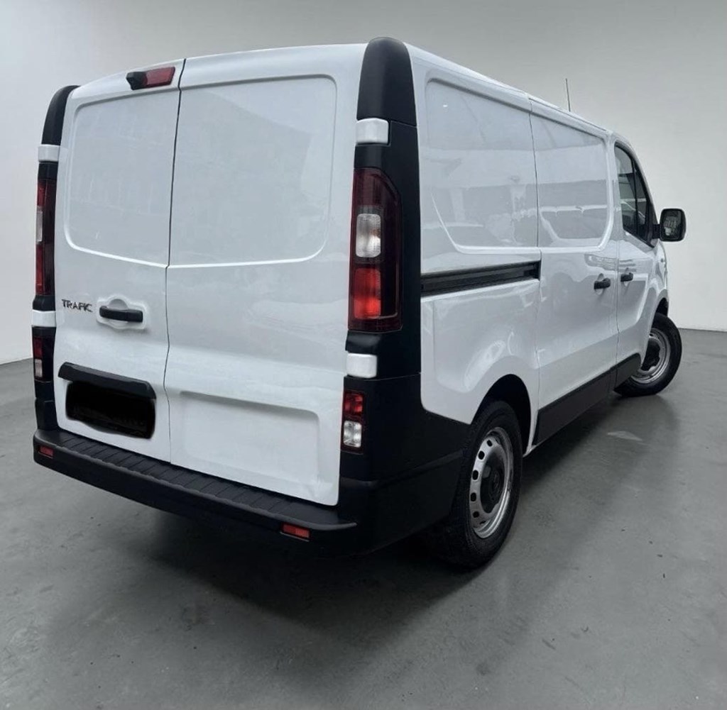 Foto 3 RENAULT TRAFIC 2.0 dCi 120 CV – 2021- LED-CAMARA