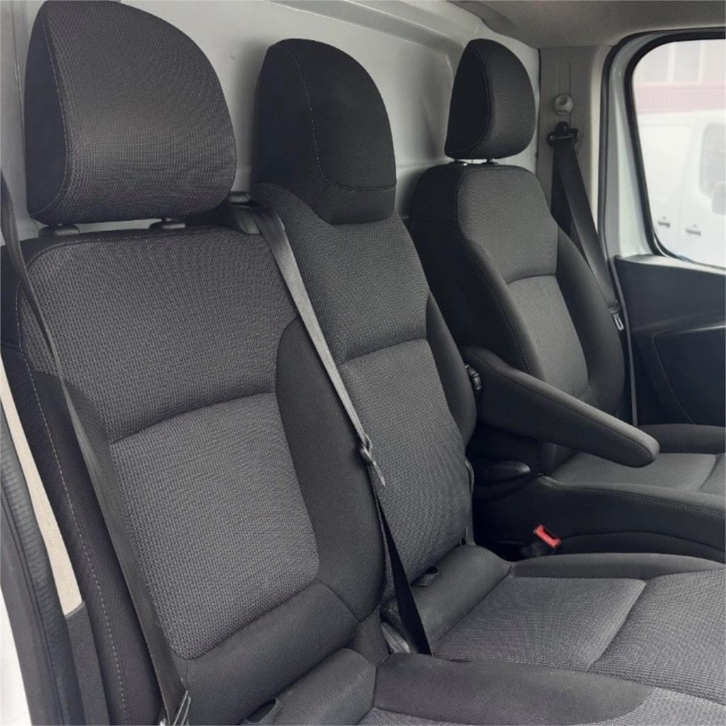 Foto 8 RENAULT TRAFIC 2.0 dCi 120 CV – 2021- LED-CAMARA