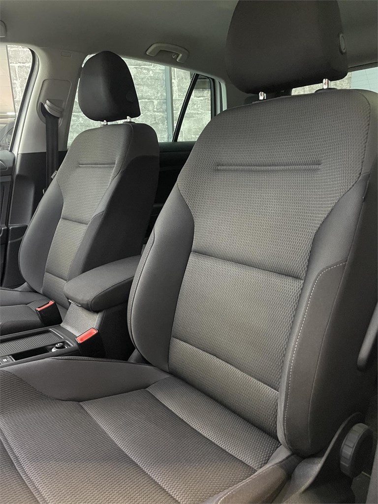 Foto 12 VOLKSWAGEN e-GOLF ePOWER 100% ELECTRICO Año 2018