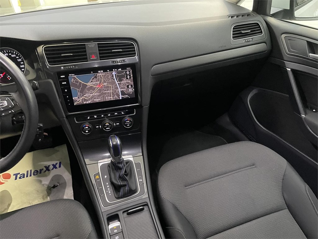 Foto 16 VOLKSWAGEN e-GOLF ePOWER 100% ELECTRICO Año 2018