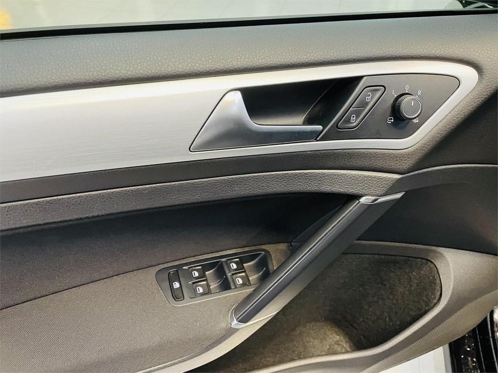 Foto 13 VOLKSWAGEN GOLF CUP 2.0 TDI 150cv BMT