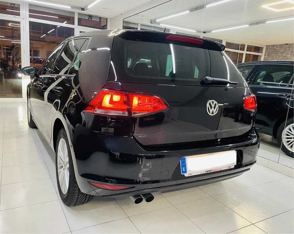 Foto 4 VOLKSWAGEN GOLF CUP 2.0 TDI 150cv BMT