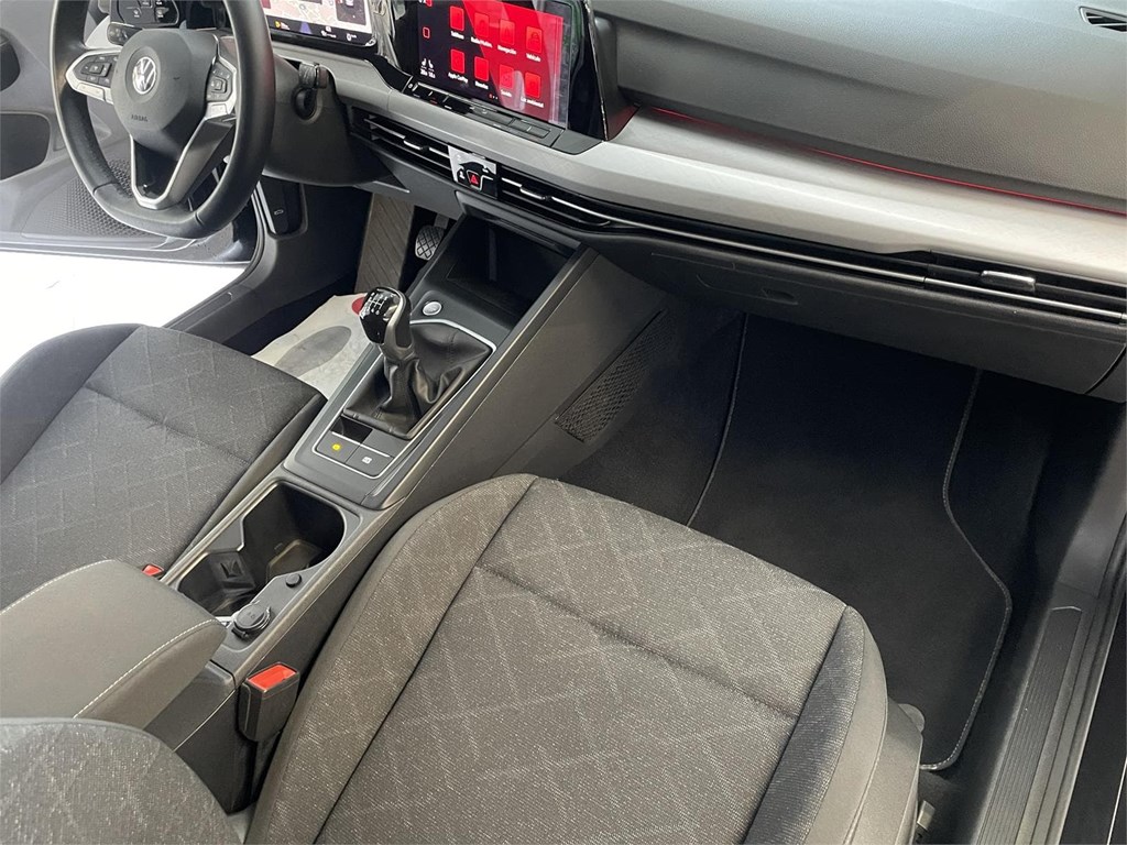 Foto 11 VOLKSWAGEN GOLF VARIANT 2.0 TDI BUSSINESS PREMIUM AÑO 2022