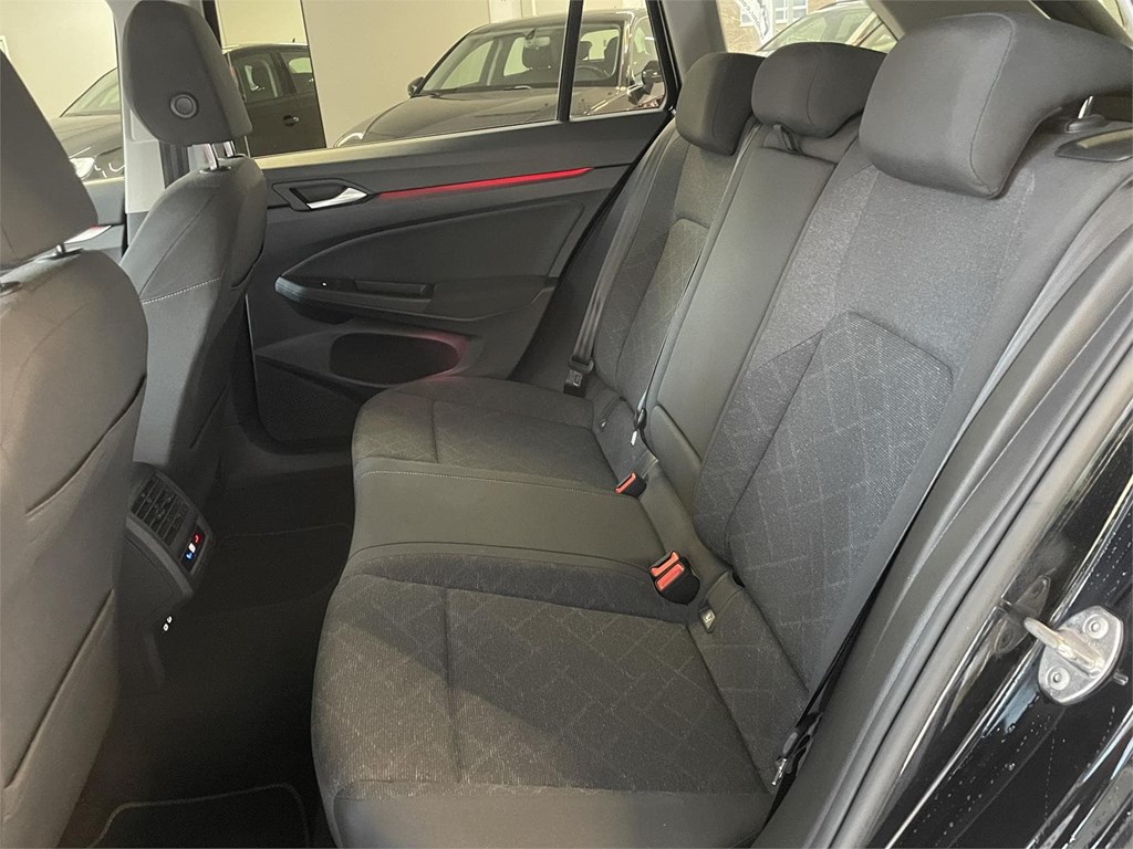 Foto 16 VOLKSWAGEN GOLF VARIANT 2.0 TDI BUSSINESS PREMIUM AÑO 2022