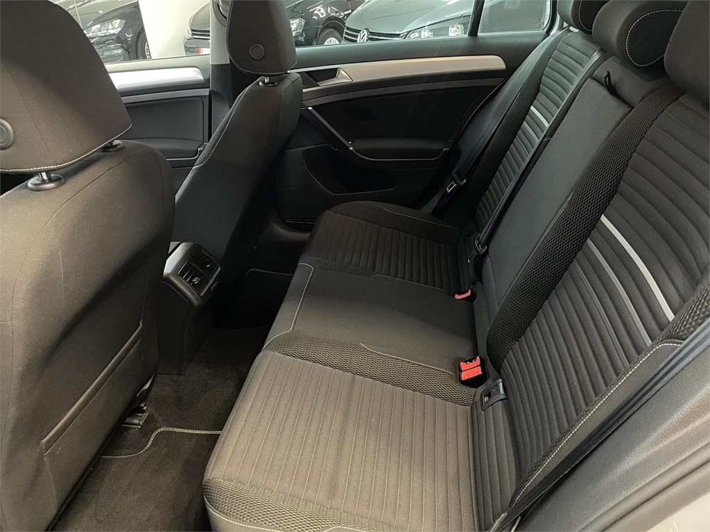 Foto 13 VOLKSWAGEN GOLF Variant CUP 2.0 TDI 150cv BMT