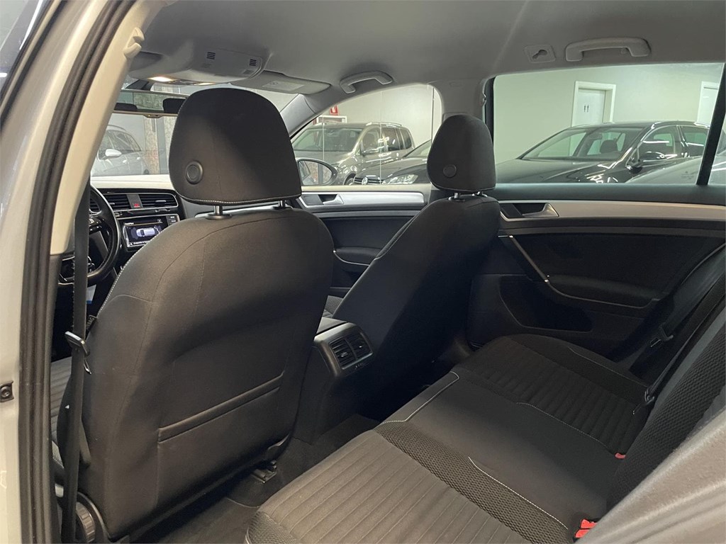 Foto 14 VOLKSWAGEN GOLF Variant CUP 2.0 TDI 150cv BMT