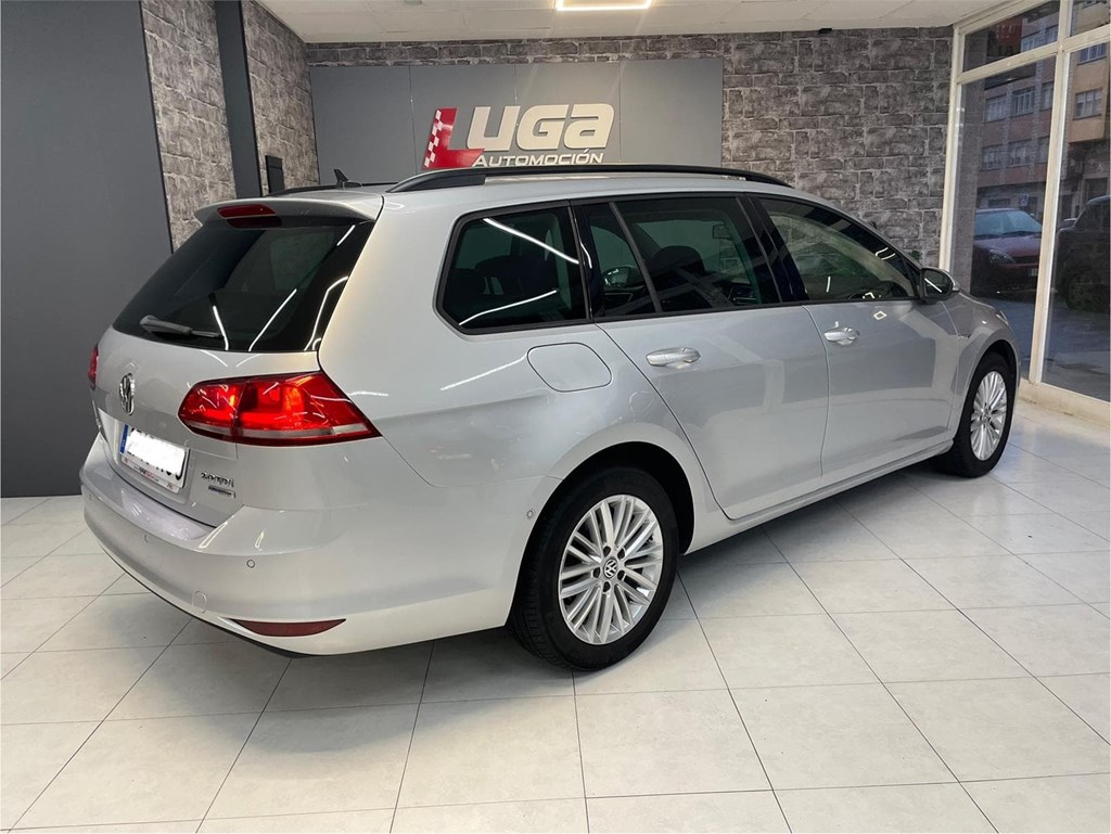 Foto 3 VOLKSWAGEN GOLF Variant CUP 2.0 TDI 150cv BMT