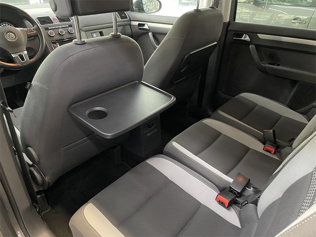 Foto 15 VOLKSWAGEN TOURAN 2.0 TDI 140cv 7 PLAZAS