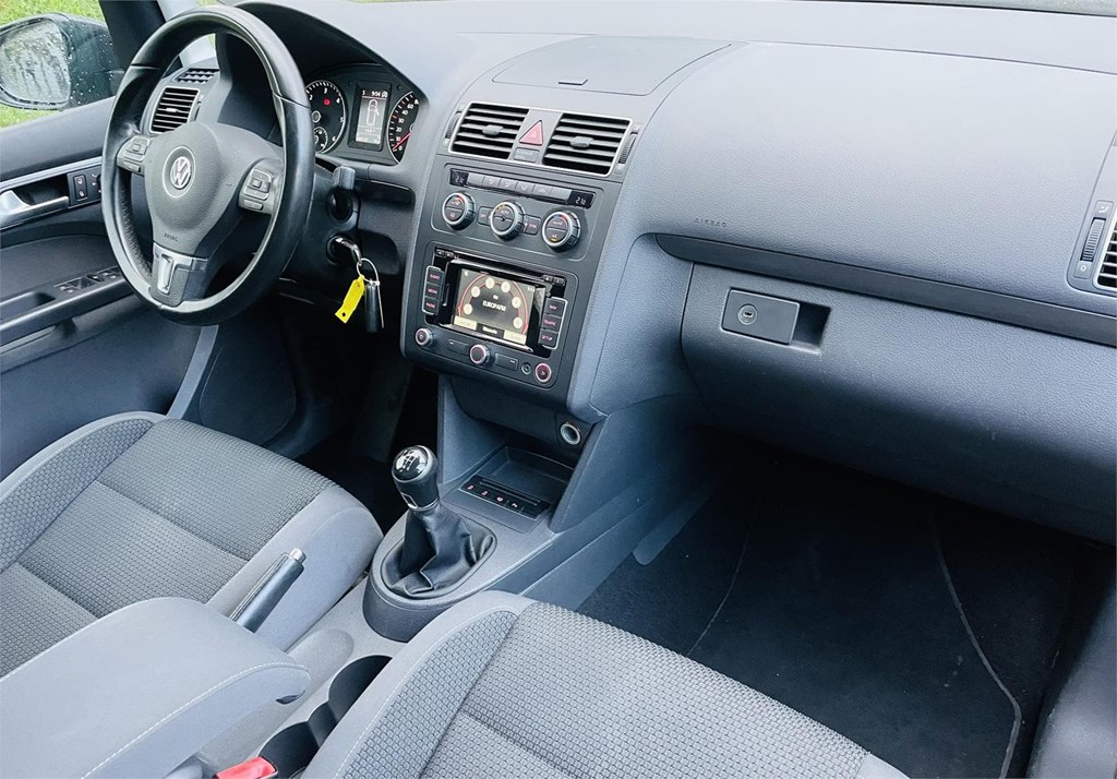 Foto 4 VOLKSWAGEN TOURAN 2.0 TDI 140cv 7 PLAZAS