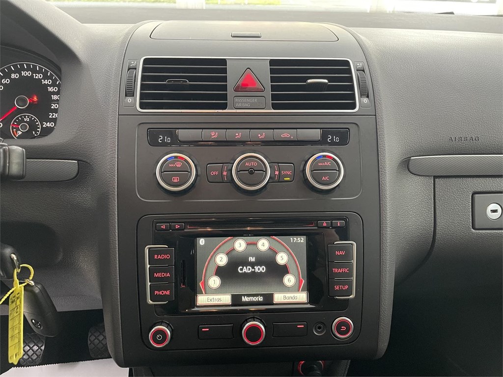 Foto 11 VOLKSWAGEN TOURAN 