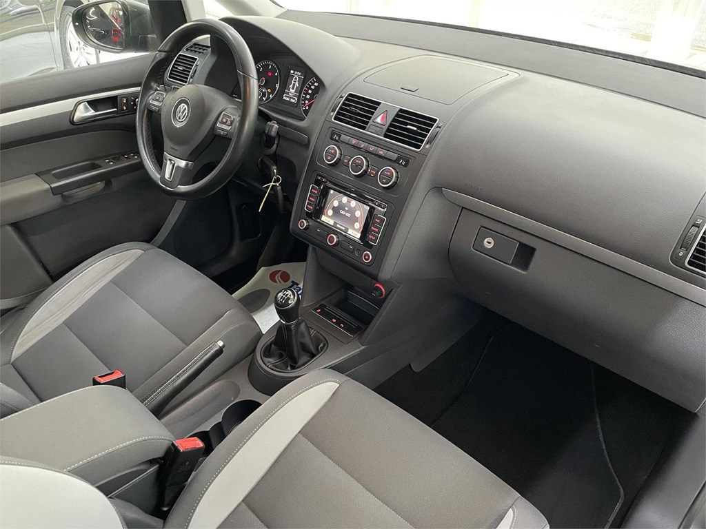 Foto 6 VOLKSWAGEN TOURAN 
