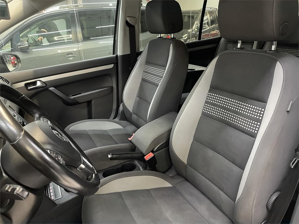 Foto 5 VOLKSWAGEN TOURAN LIFE 2.0 TDI 140cv 