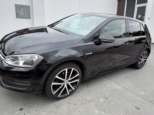 VW GOLF 2.0 TDI | 150cv | “CUP” TECHO PANORAMICO