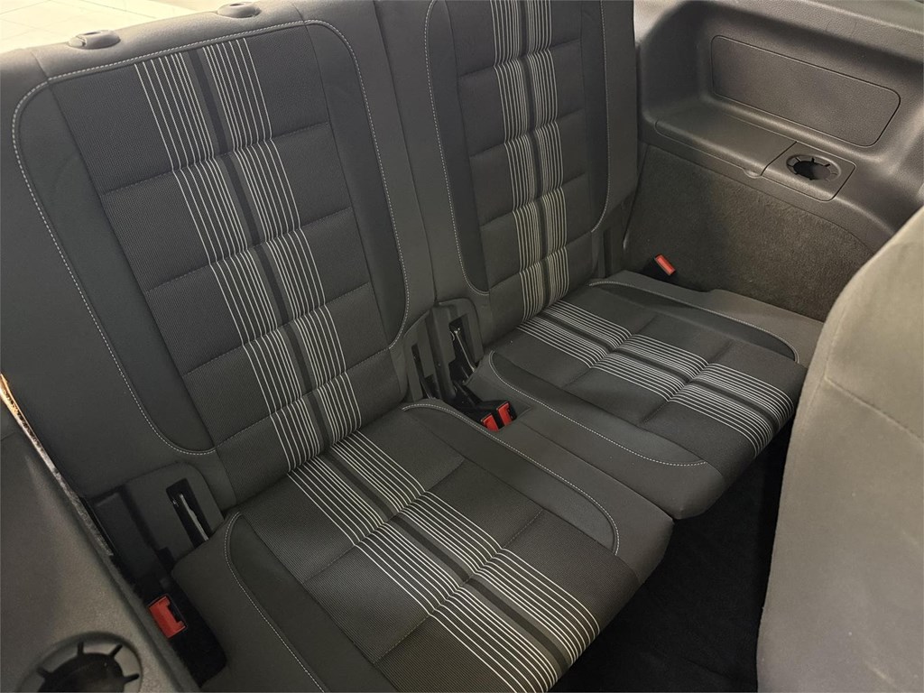 Foto 16 VW TOURAN 2.0 TDI 140cv 