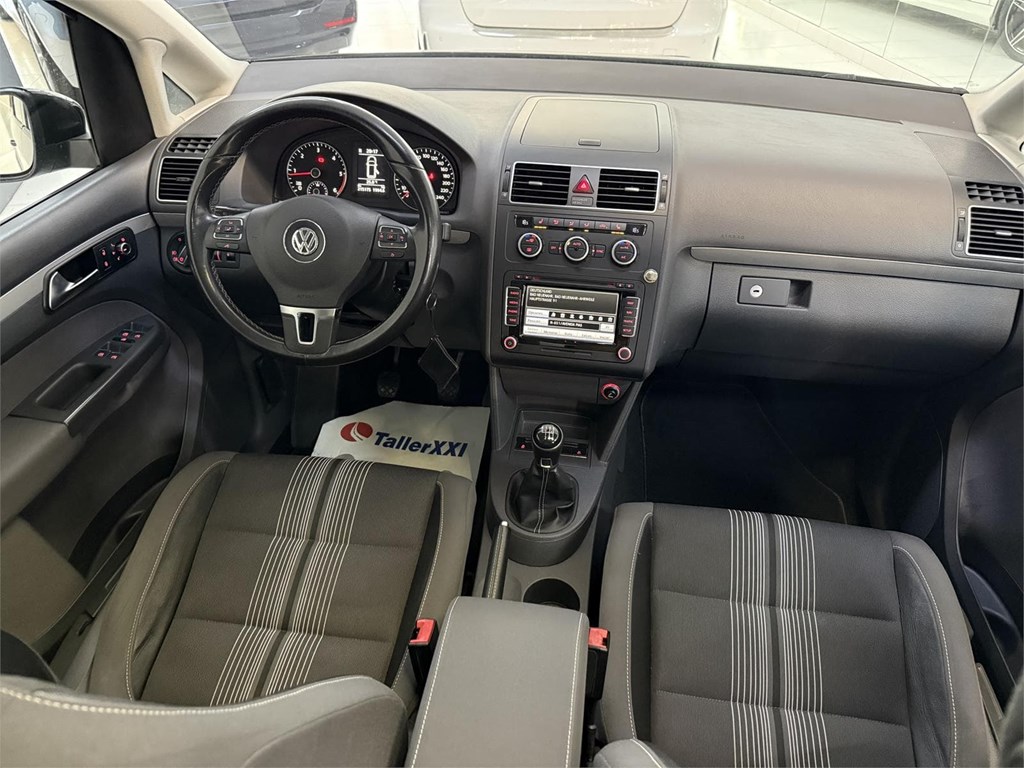 Foto 8 VW TOURAN 2.0 TDI 140cv 