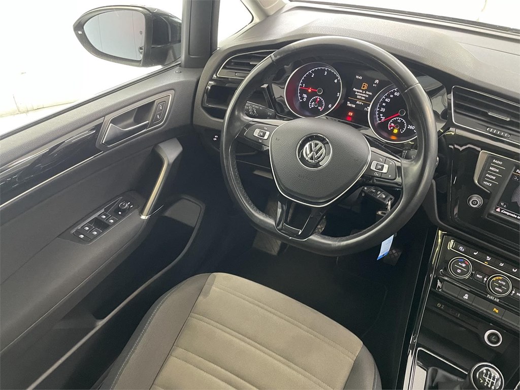Foto 11 VW TOURAN 2.0 TDI 150cv 