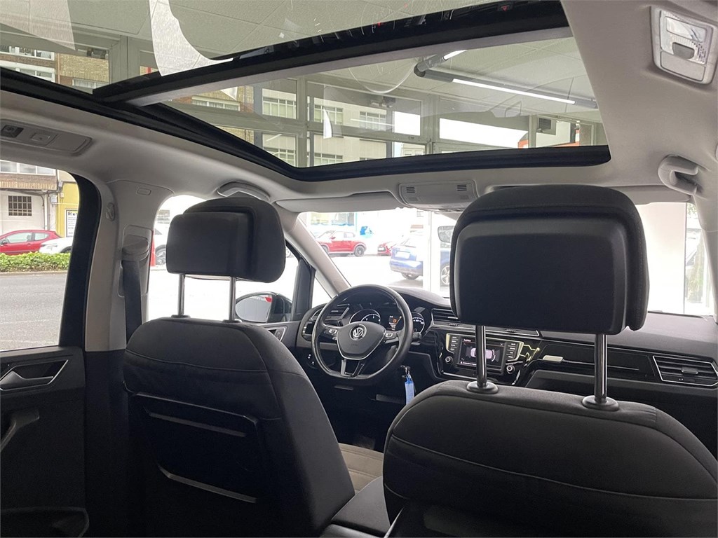 Foto 14 VW TOURAN 2.0 TDI 150cv 