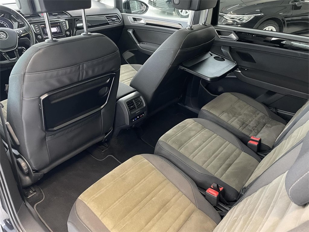 Foto 16 VW TOURAN 2.0 TDI 150cv 
