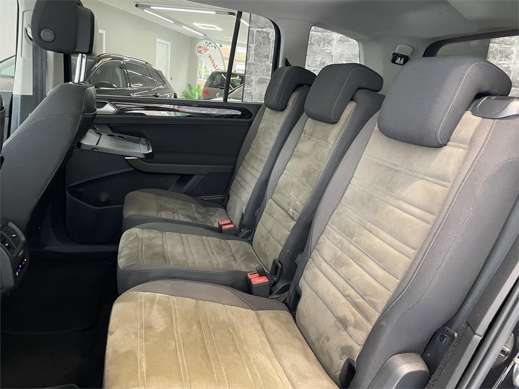 Foto 18 VW TOURAN 2.0 TDI 150cv 