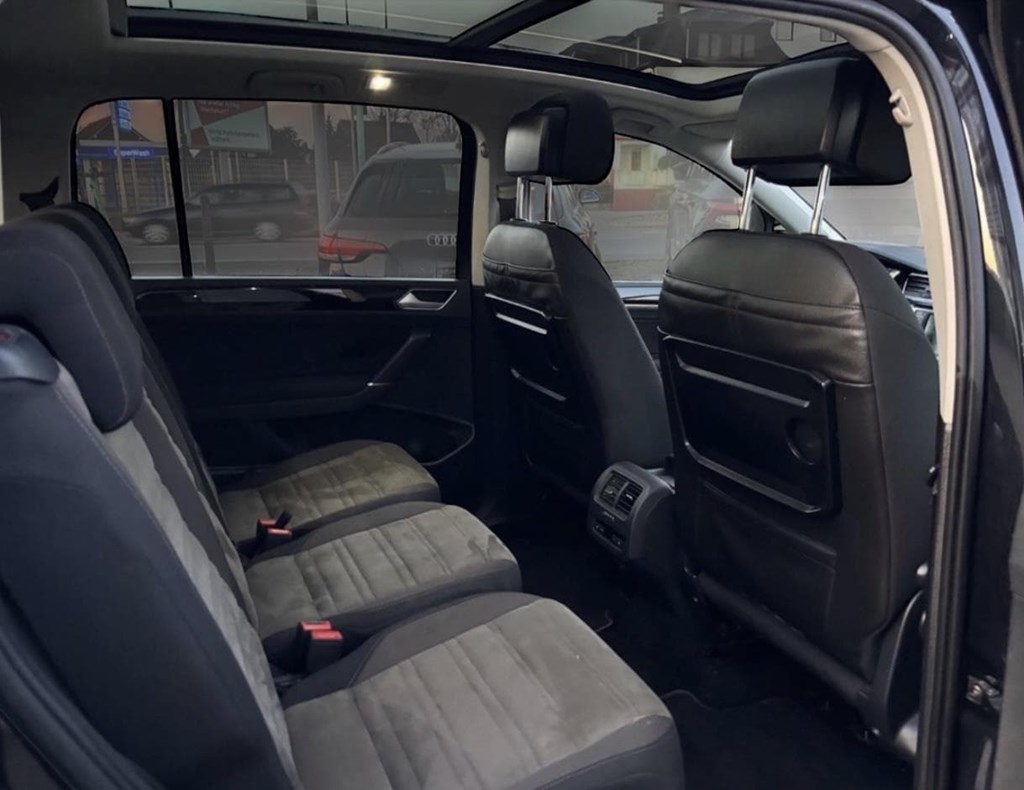 Foto 4 VW TOURAN 2.0 TDI 150cv 