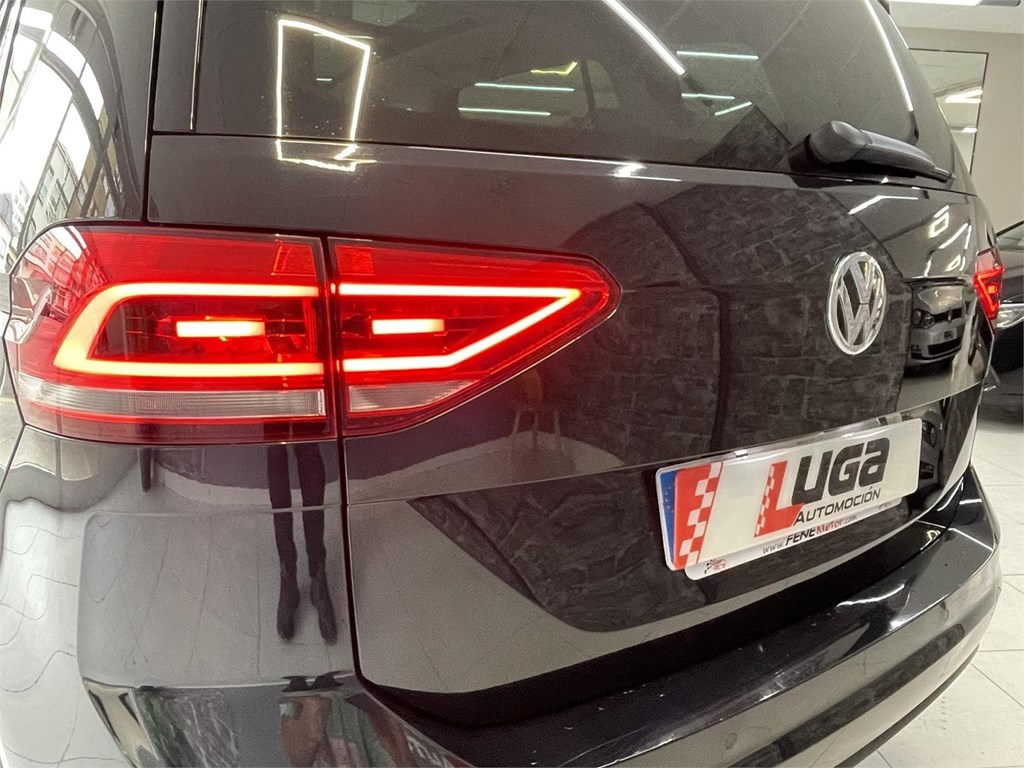 Foto 7 VW TOURAN 2.0 TDI 150cv 