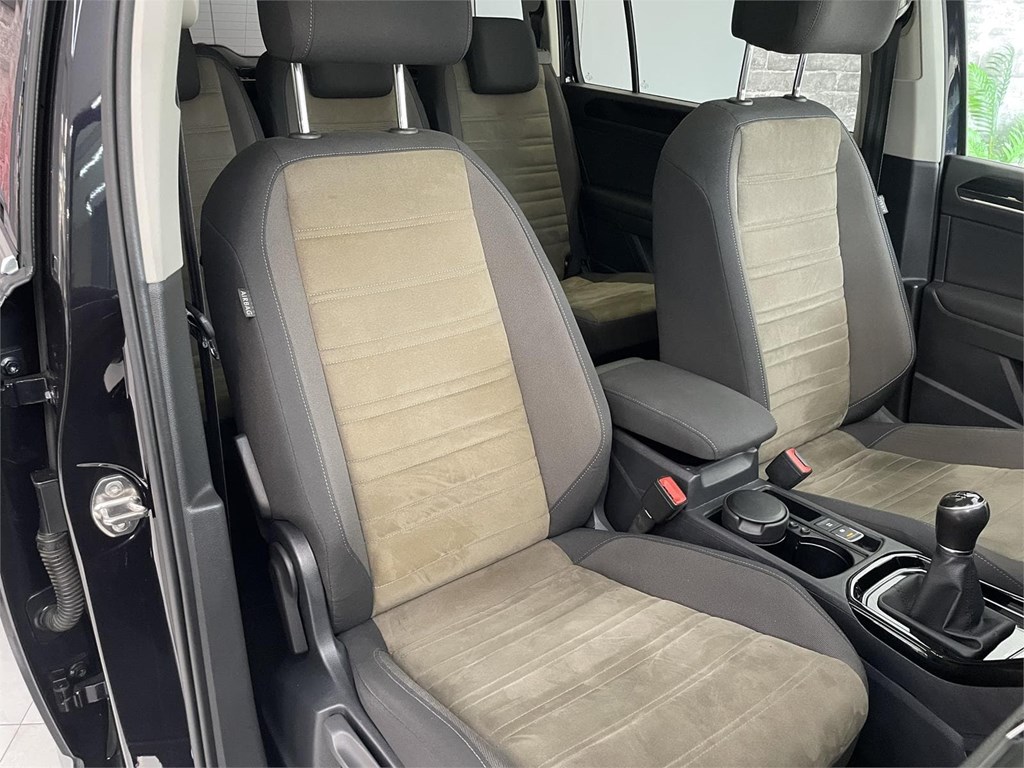 Foto 9 VW TOURAN 2.0 TDI 150cv 